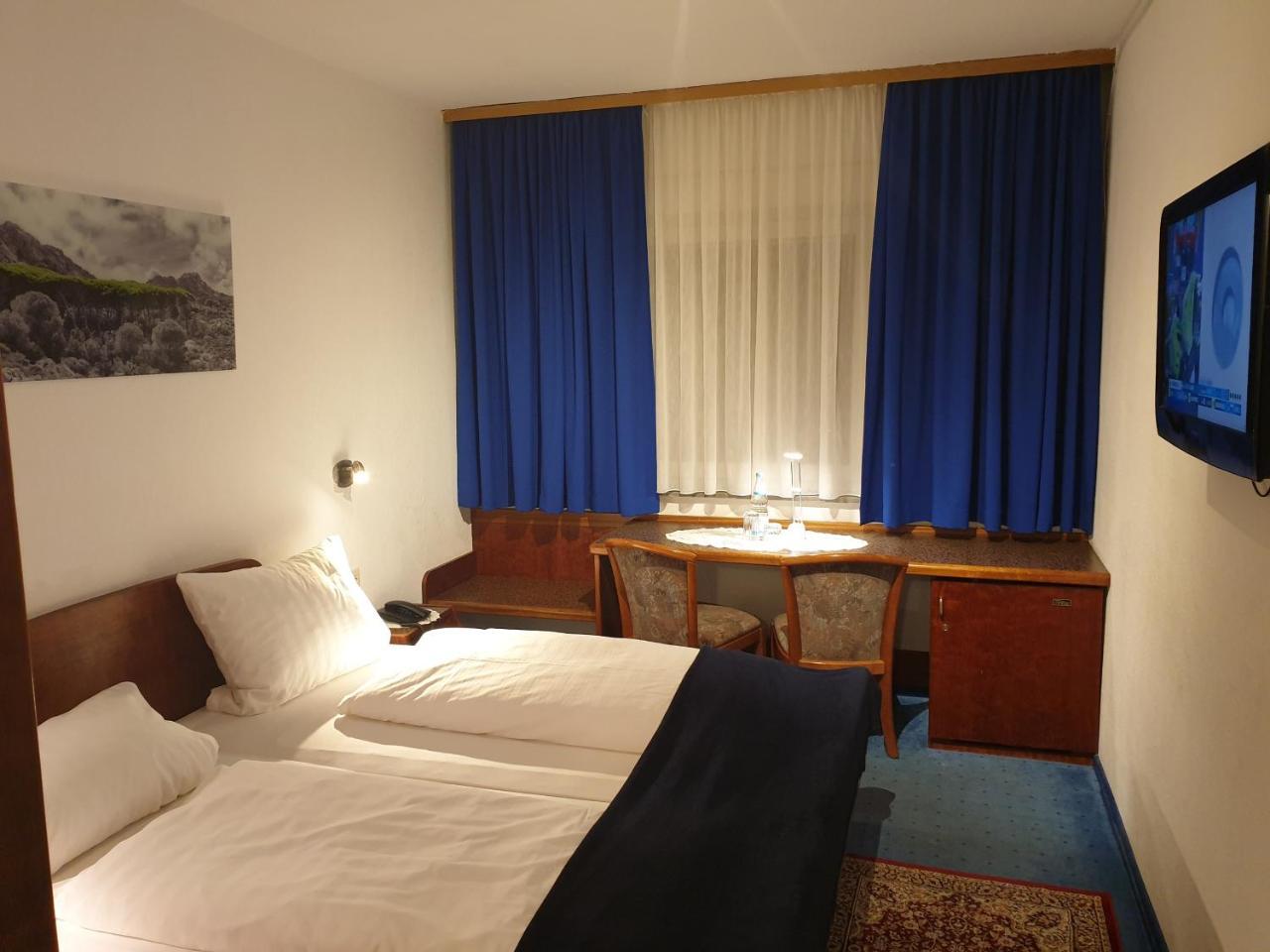 Hotel Wacker Lahr  Ngoại thất bức ảnh