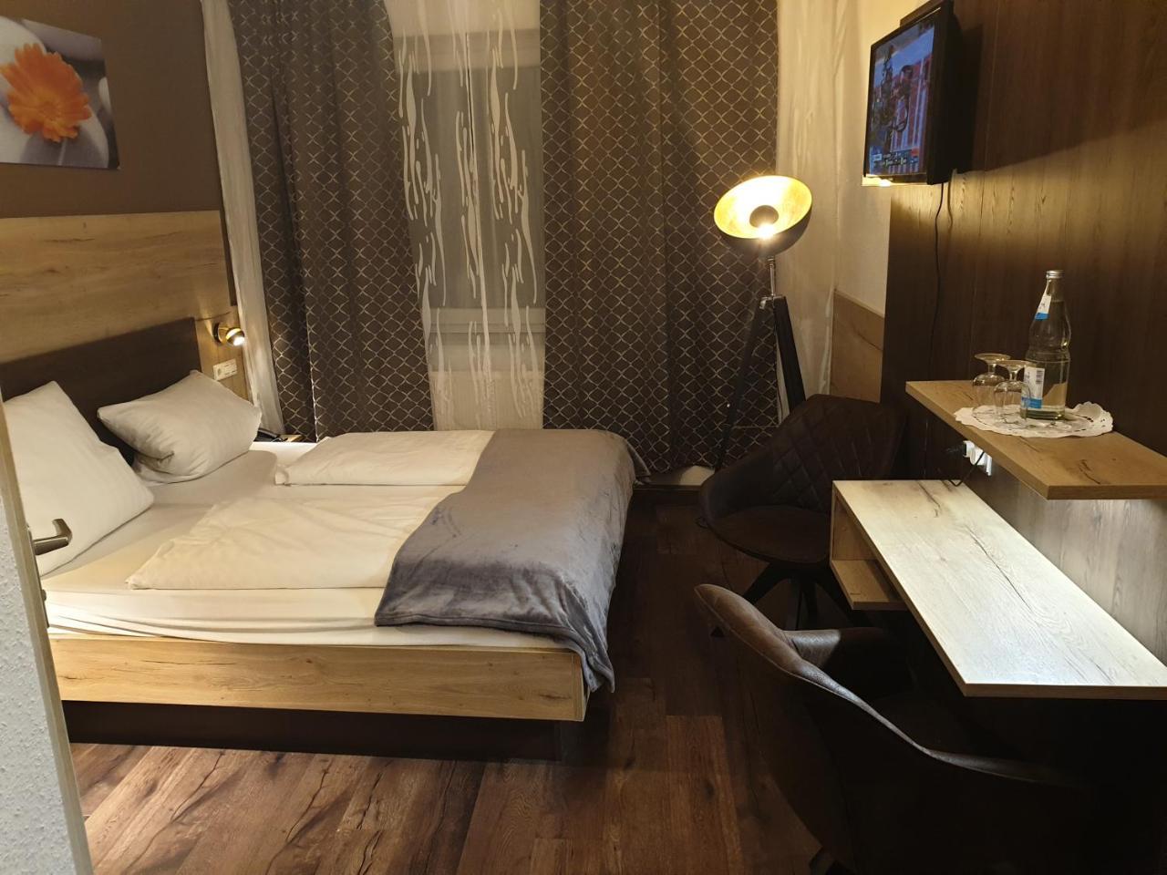 Hotel Wacker Lahr  Ngoại thất bức ảnh
